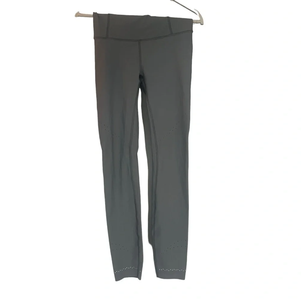Lululemon Zoned In Tight leggings Moon Phase size 6